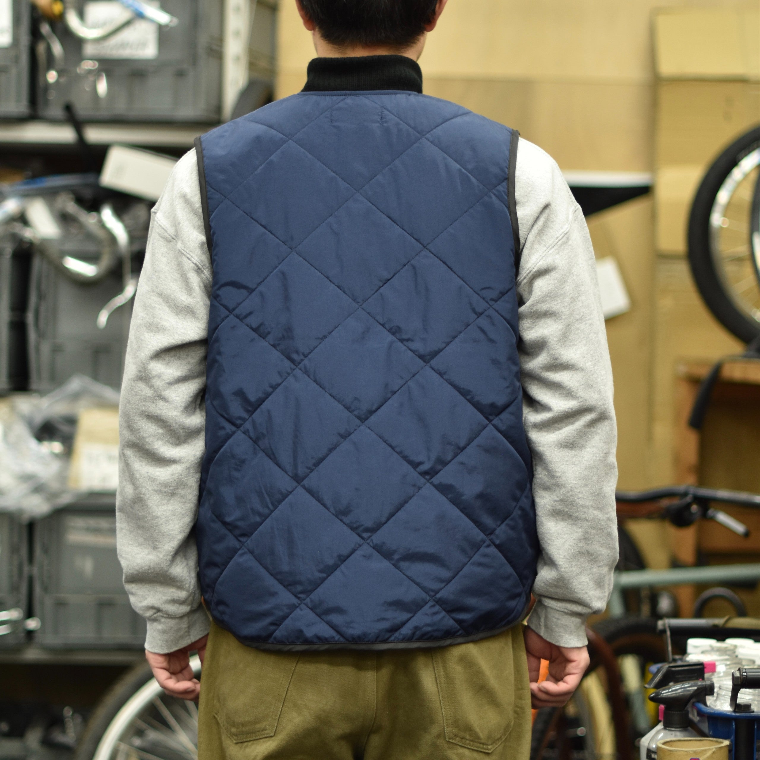 SIESTA's QUILTED NYLON VEST | S I E S T A