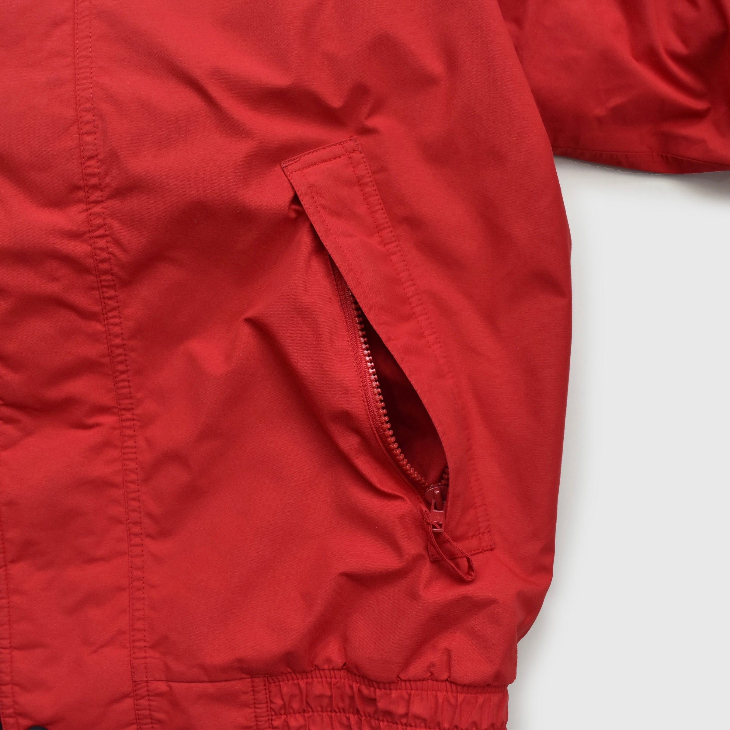 LANDS' END POLARTEC®︎ Fleece Lined GORE-TEX® Nylon Jacket LANDS' END POLARTEC®︎ Fleece Lined GORE-TEX® Nylon Jacket